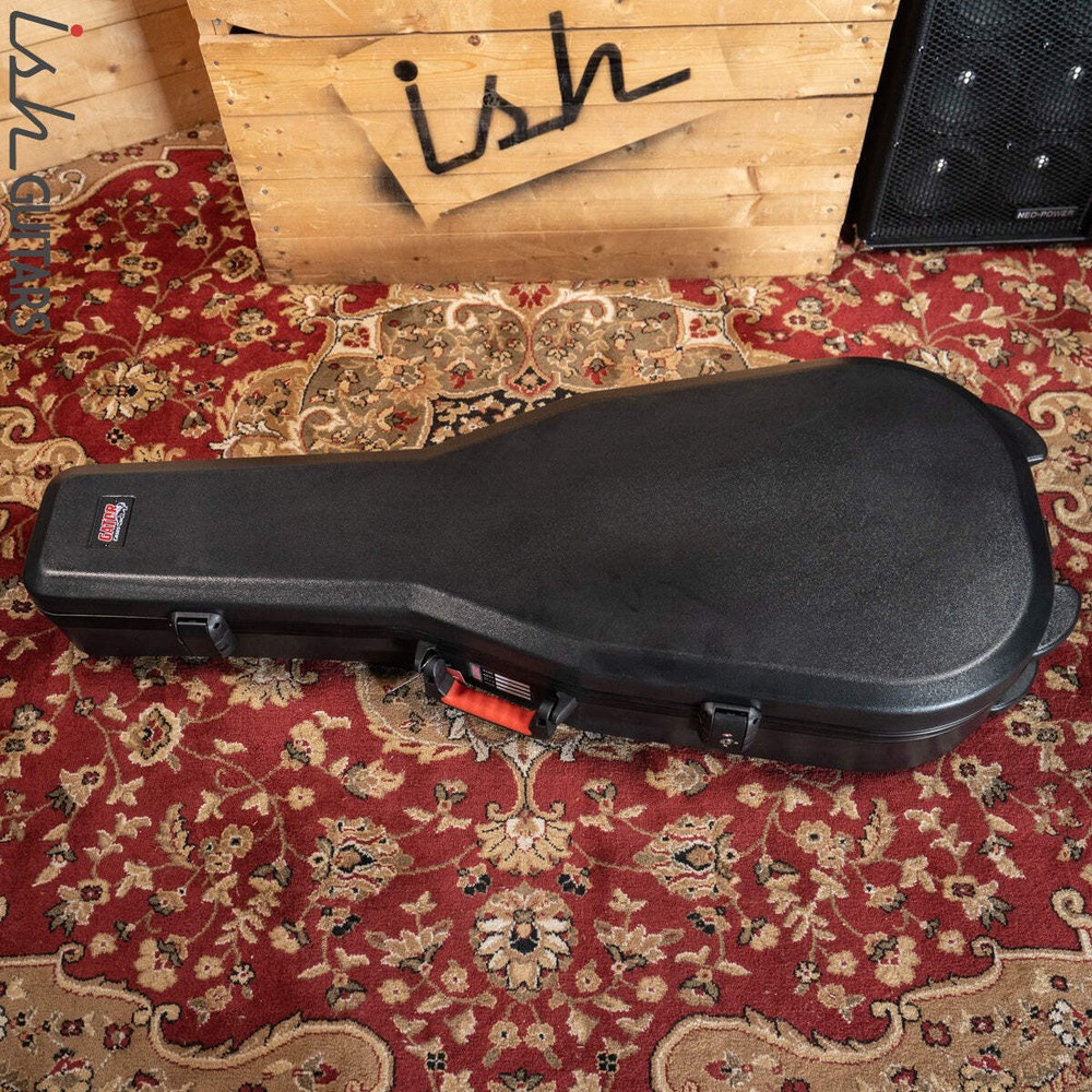 Gator GTSA-GTRDREAD Dreadnought Hardshell Case