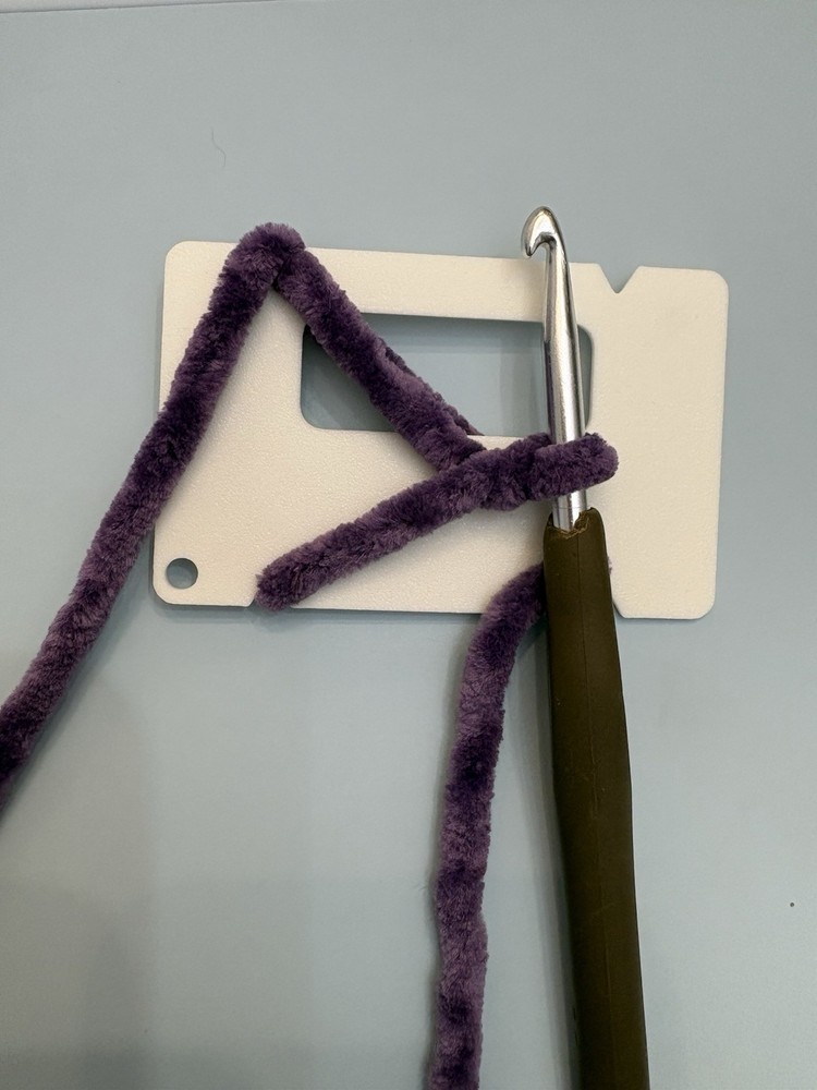 Crochet Magic Ring Tool Beginner Crochet Aid Stitch Helper Yarn Guide Tool