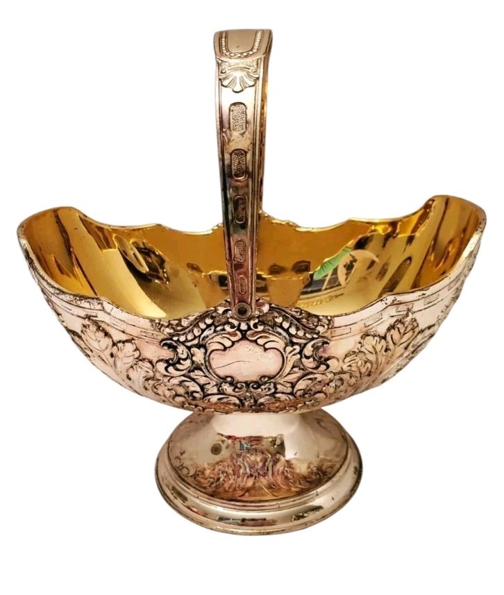 VINTAGE SILVERPLATE GOLDWASH HANDLED BASKET REPOUSSE 60's Japan 6" x 4"