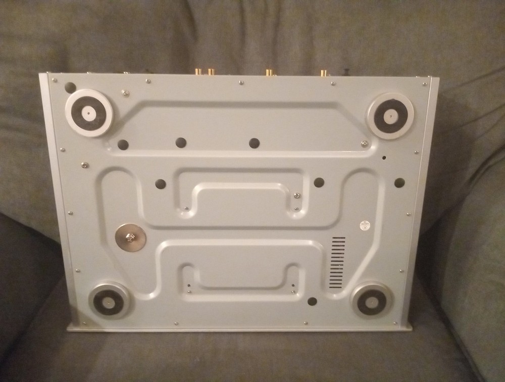 CAMBRIDGE AUDIO AZUR 640C COMPACT DISC PLAYER V2.0 Player Only Please Read