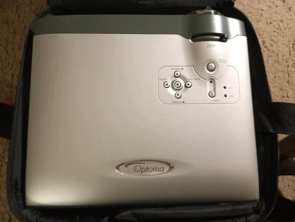Optoma Projector EP-739 with Case & Cords