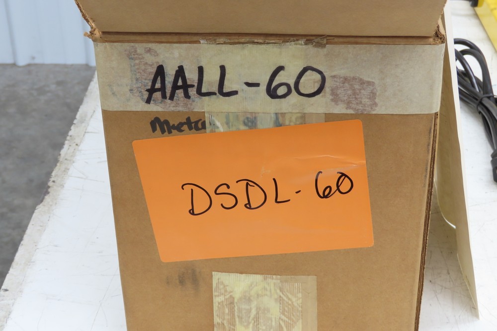 Mars DSDL-60 Tri-Lite Dock Loading Light 60" Reach