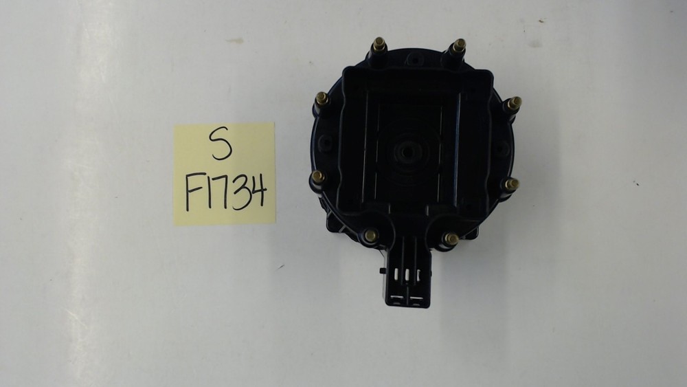 BorgWarner C-224 (Regitar RDR456) Distributor Cap