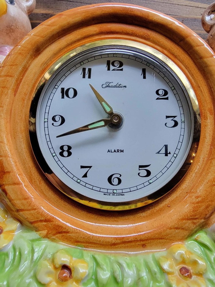 Vintage Ceramic Bear Figurine Clock