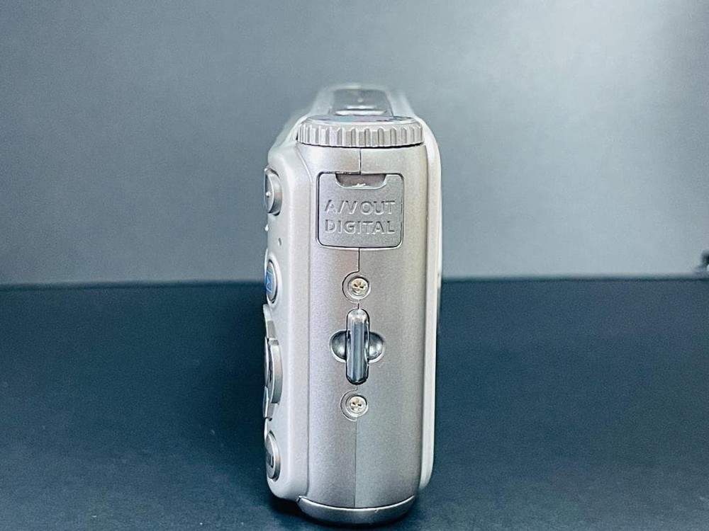 Canon PowerShot A3100 IS Compact Digital Camera Tested Excellent Condition