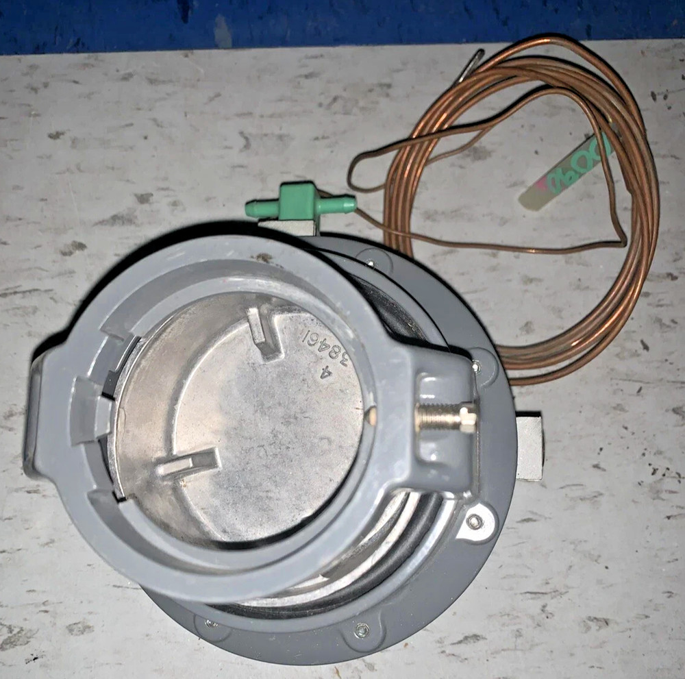 Johnson Controls T-3110 Single Temperature Single Pressure D.A. Thermostat