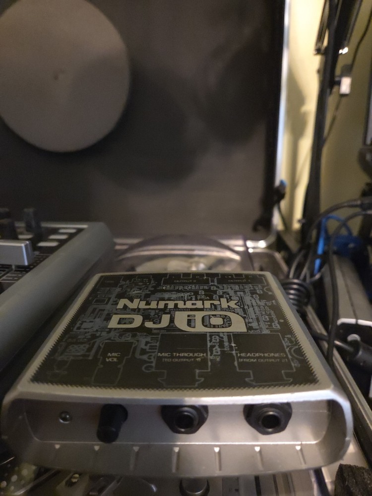 Numark DJ IO USB Audio Interface Compatible with DJ Controllers, No AC Adapter