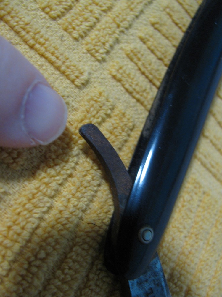 Vintage Bengall Straight Razor with Leather Case