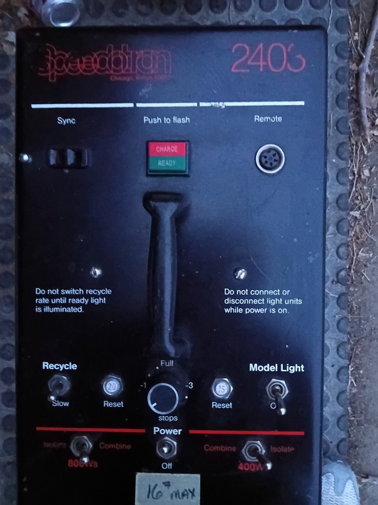 Speedotron 2403 Black Line studio flash power supply Great working condition