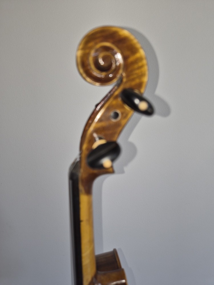 4/4 VIOLIN HAND MADE BRAND NEW