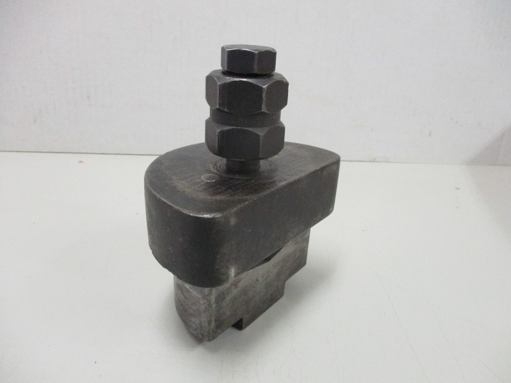 4" D Shape Knockout Punch TL No. 2003