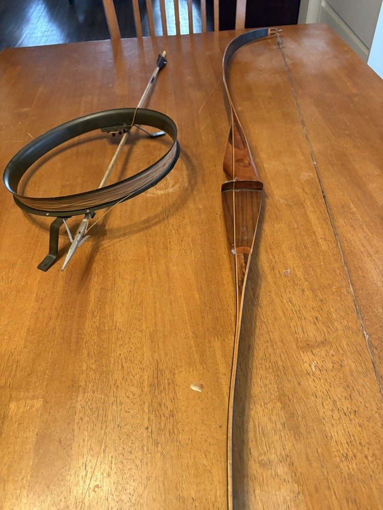 Vintage Leda recurve bow