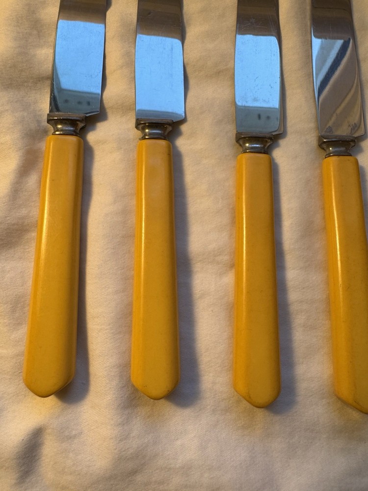 Vintage Butterscotch Bakelite Knives 6pcs.