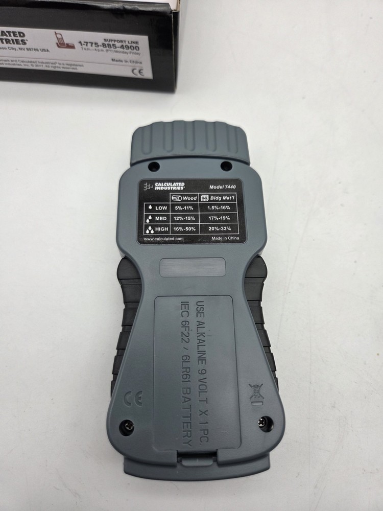 Calculated Industries 7440 AccuMASTER XT Moisture Meter