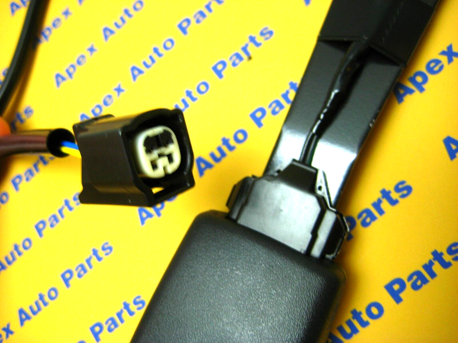 Toyota Camry Drivers Front Seat Belt Buckle NON Power Seat 2002-2003 OEM Black