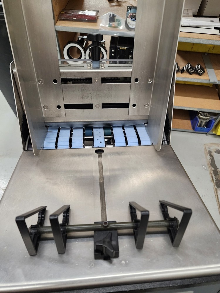 SALE Streamfeeder ST-1250EX Batch Count Feeder w/ stand