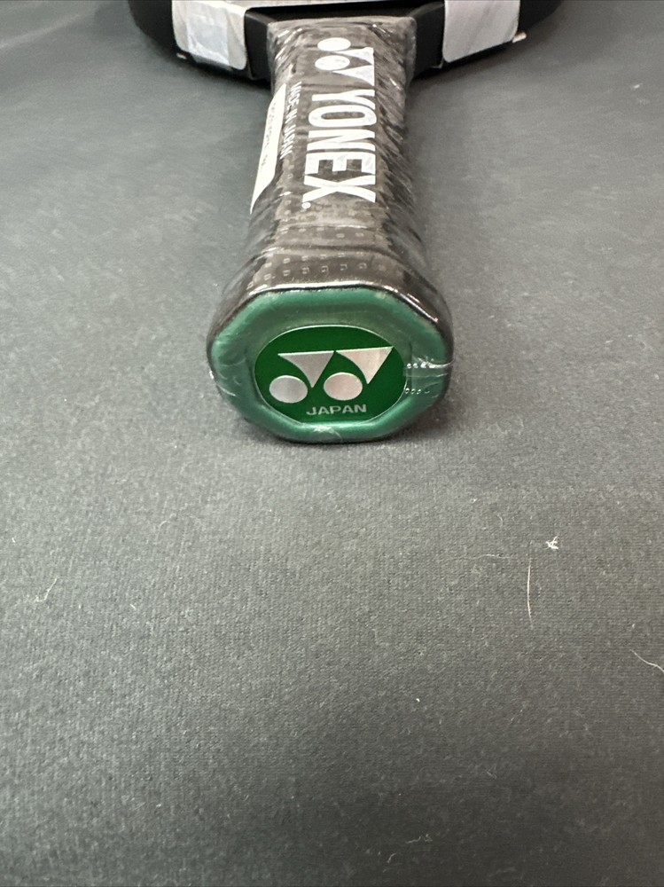 Yonex VCORE Plus 7.9 oz Pickleball Paddle Black