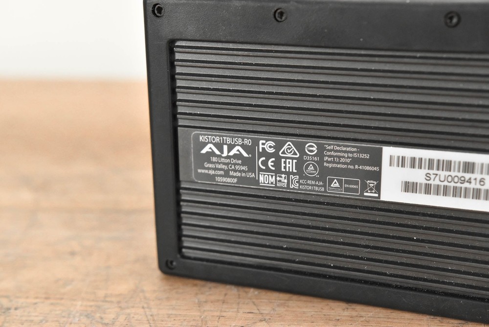 AJA KISTOR1TBUSB-R0 1TB KiStor Solid State Drive for Ki Pro CG006YT