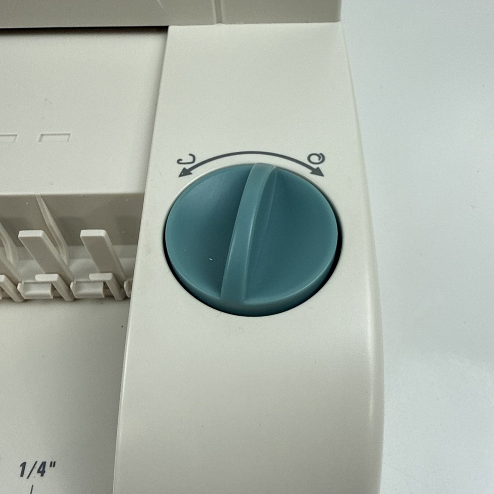 GBC CombBind C95e Manual Comb Binding Machine