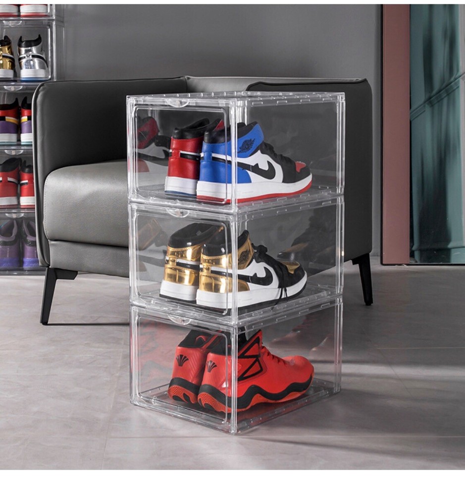 clear plastic shoe holder