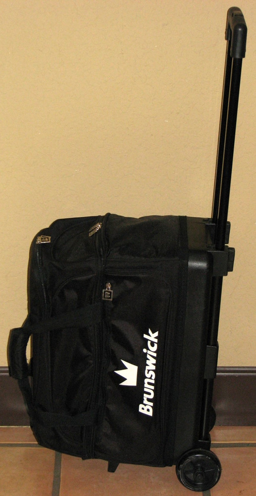 Brunswick 2 Ball Rolling Bowling Bag