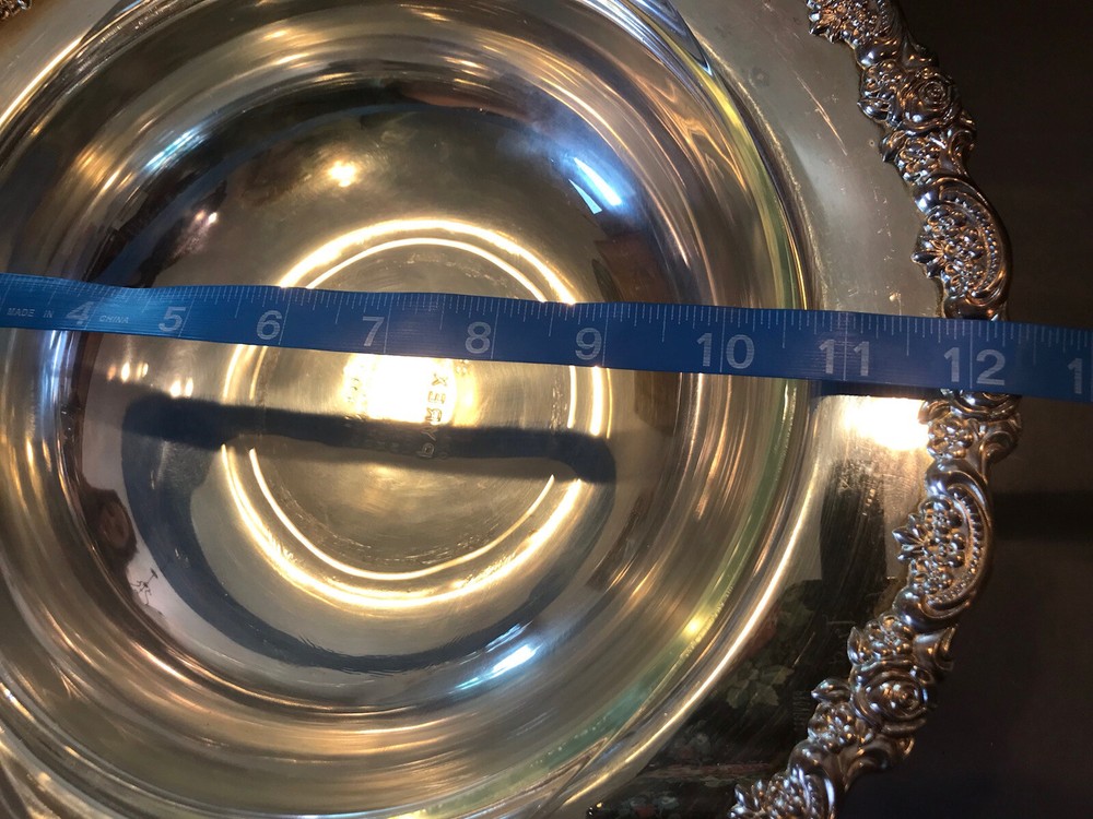 Vintage Silver Oneida 2 Quart Lidded Footed Casserole