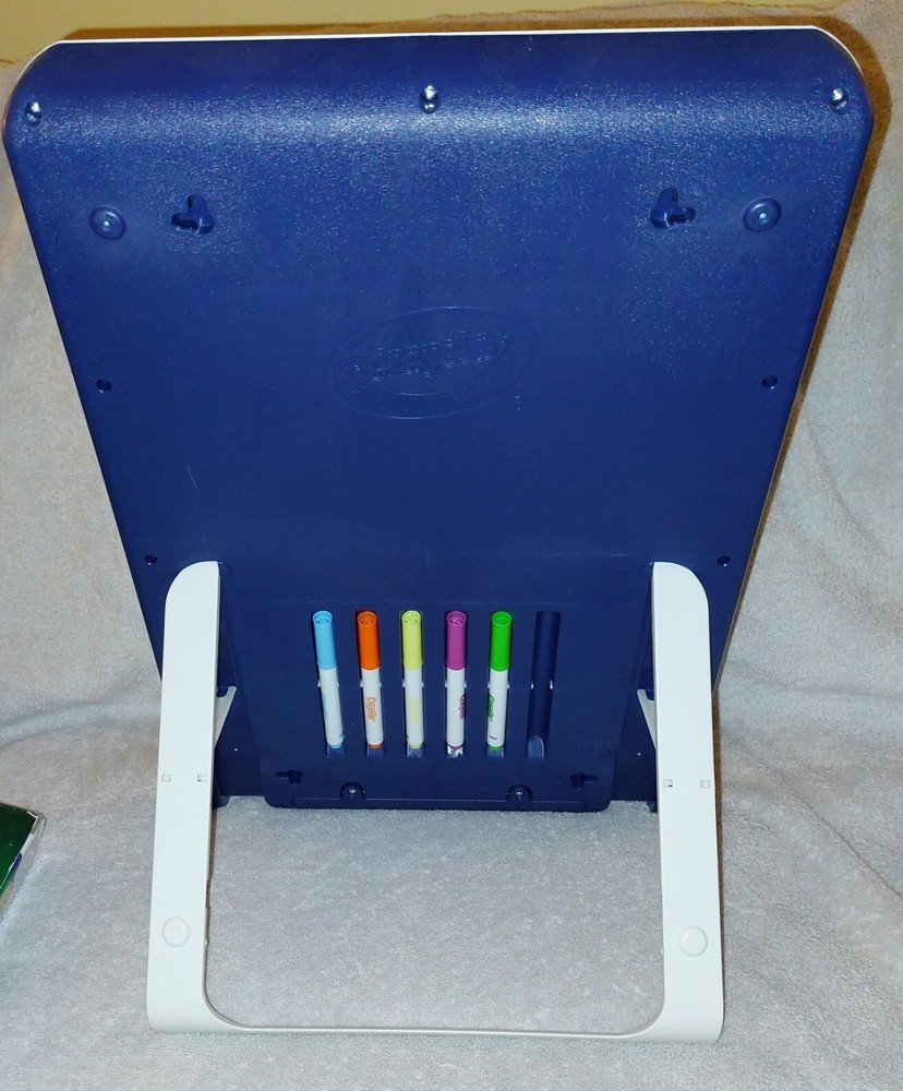 CRAYOLA WIDESCREEN LIGHT DESIGNER Lighted Eraseable Marker Board Pre-Owned