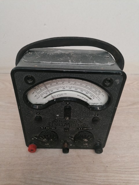 Vintage Avometer Model 40 Universal - Black - Unit Only * Untested *