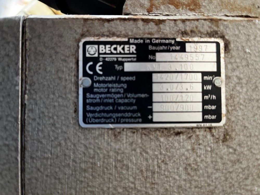 (2) Becker KVT 3.1 vacuum pumps