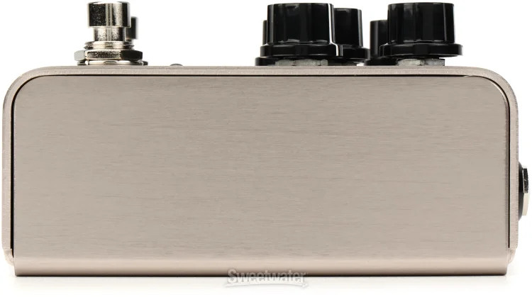 Strymon Deco Tape Saturation and Doubletracker Delay Pedal V2