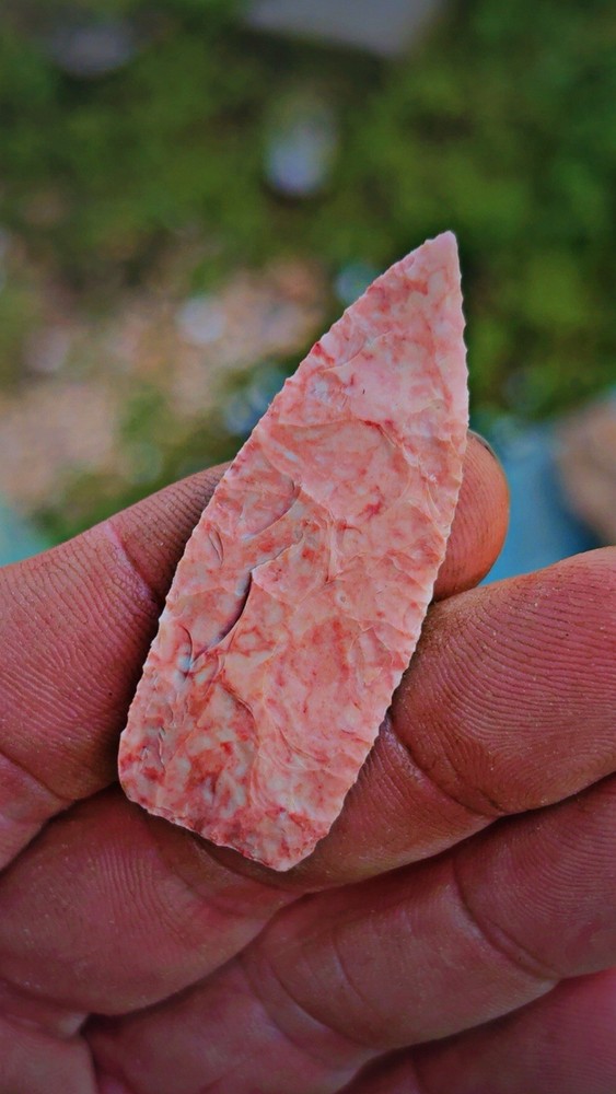 Flintknapped Flint Ridge Stone Arrowhead, Very Nice