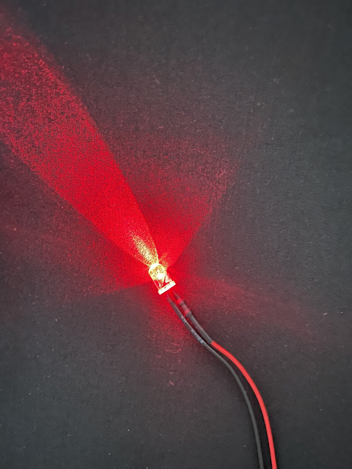 Prewired Single LED Light Assembly with on/off Switch & 3 Volt Battery Connector