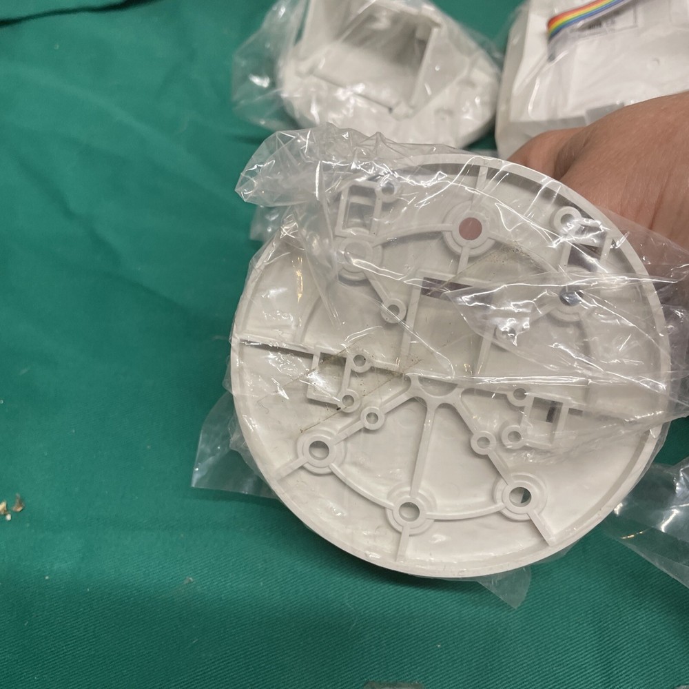 NEW (4) WATTSTOPPER CI-100VERSION 3 PIR OCCUPANCY SENSOR