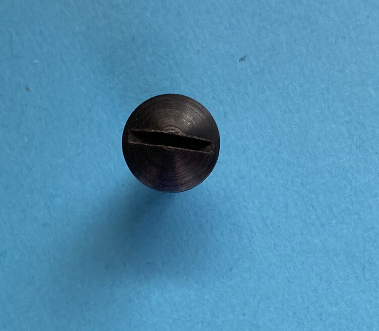 *USED* 22848-UNION SPECIAL-SCREW FOR SEWING MACHINE*