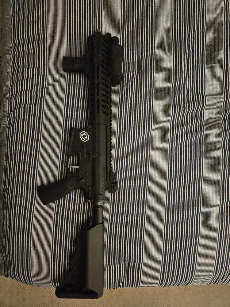 Fully Built Lancer Tactical M4 Airsoft Gun.