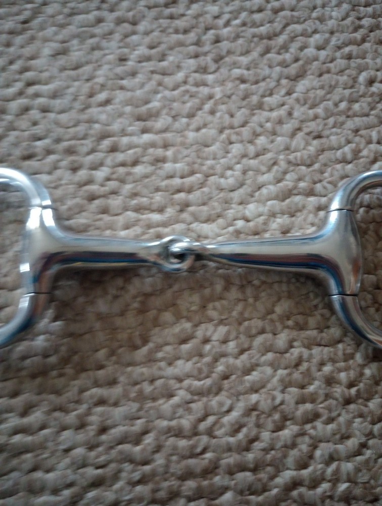 Eggbutt Snaffle Bit