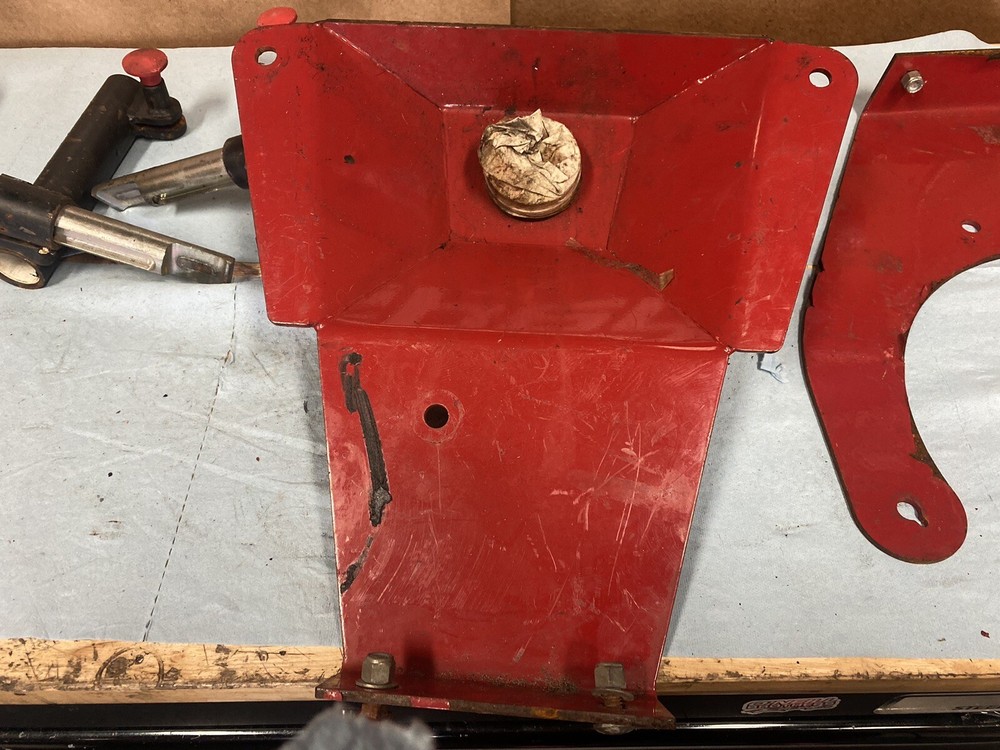 Branick 7600 Strut Spring Compressor Parts Not Complete.