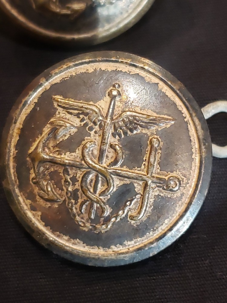WWII US navy medical buttons - 6 large, 3 small