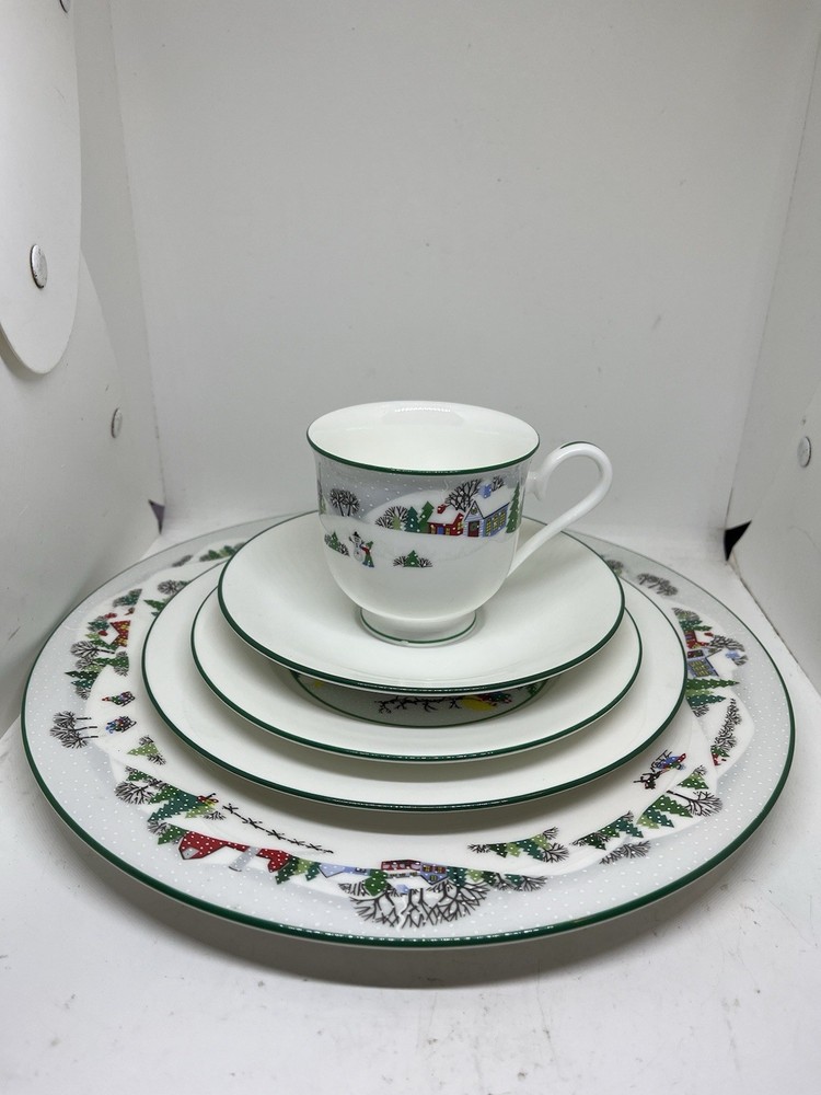 Lenox Sleighride 5 Piece Place Setting As Found Read Description