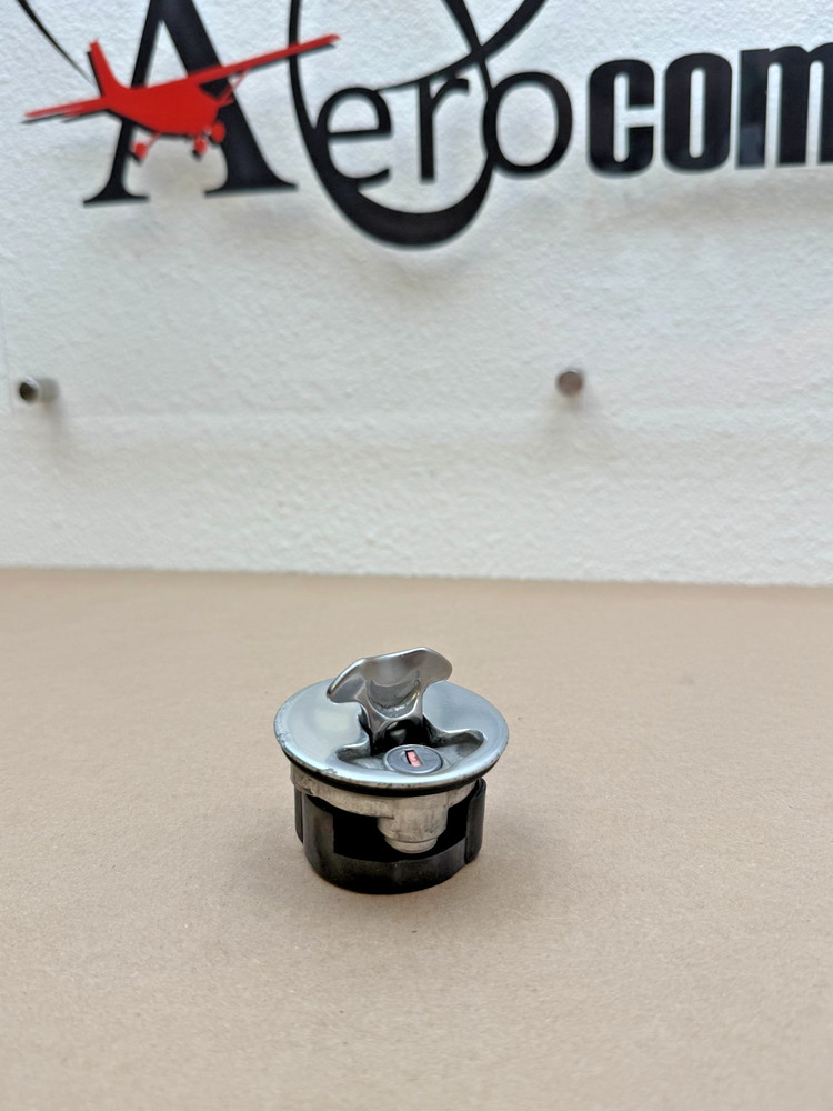Newton Fuel Cap G1I 8DY (1329)