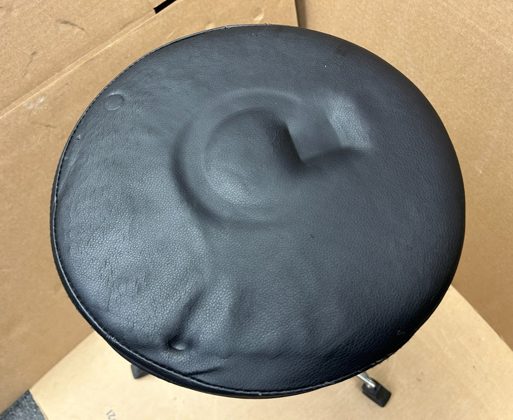Drum Throne (stuck in position) 22" height