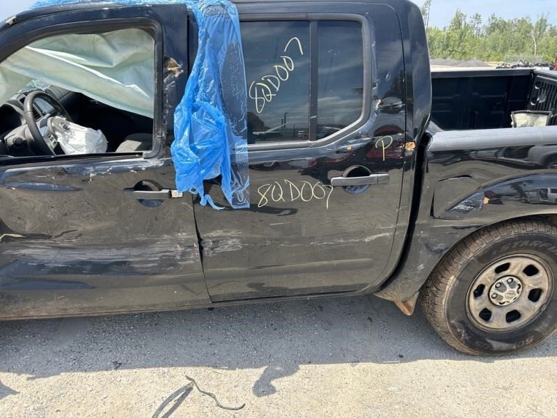 FRONTIER 2021 High Mounted Stop Light 104577306