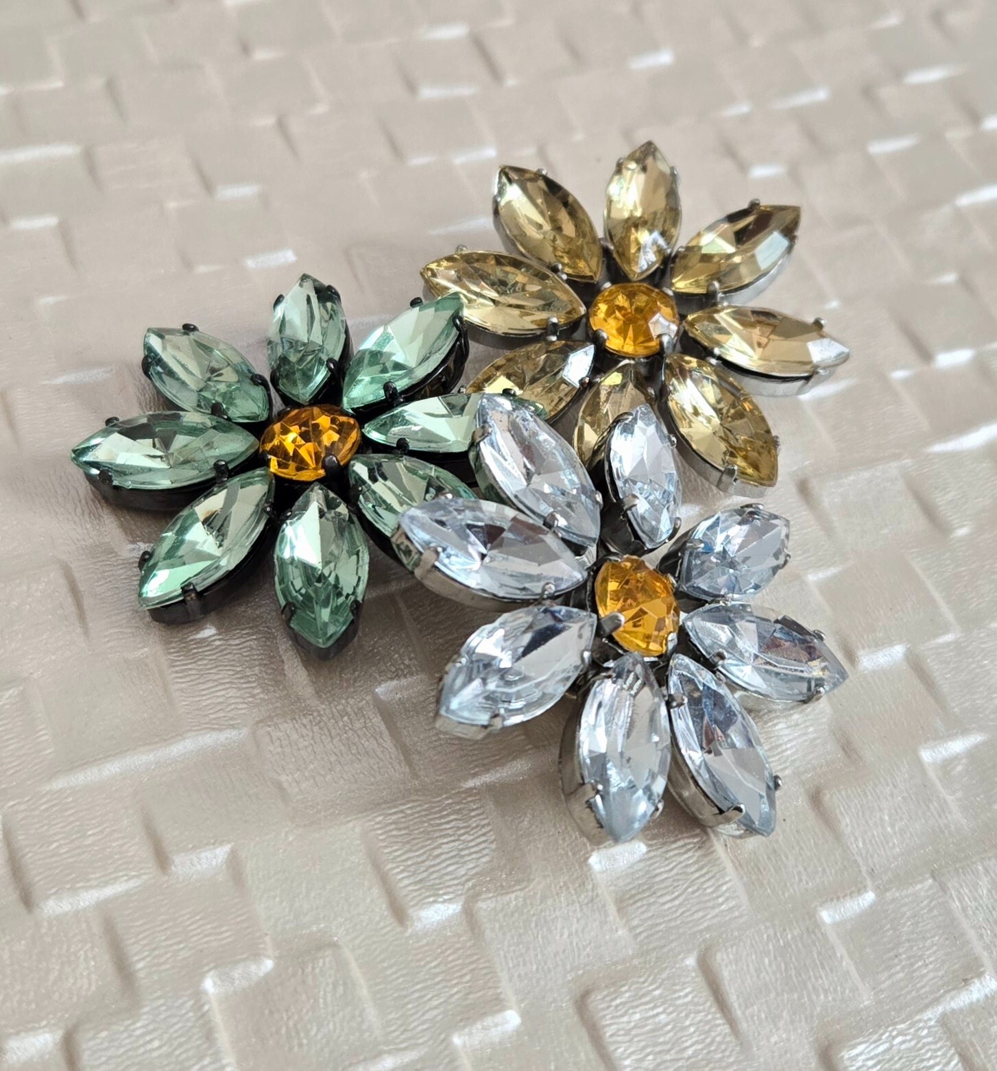 Brooch Lot Mixed Flower Colorful Multi Sample Lot 12 pcs Mix