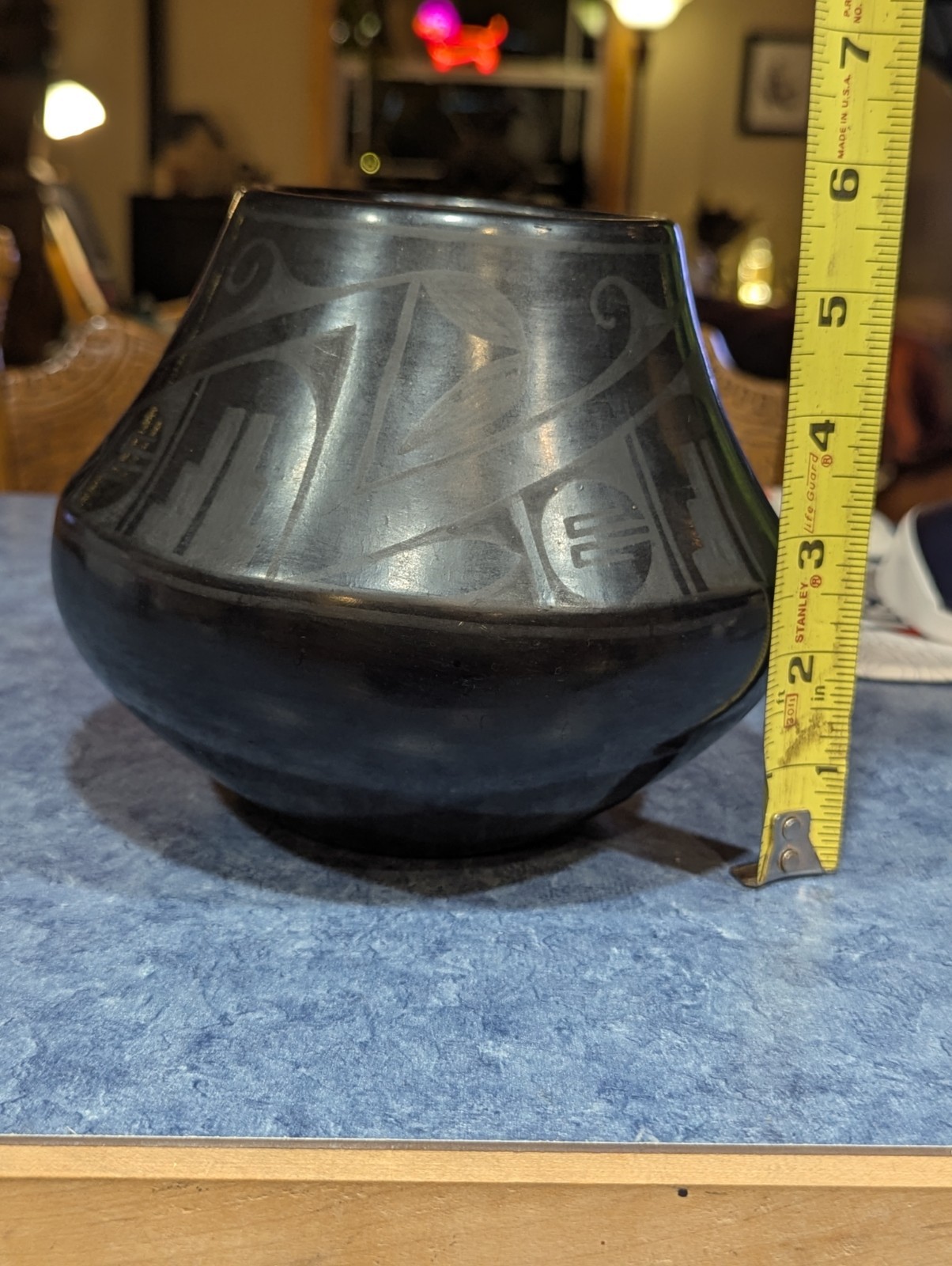 DESIDERIA MONTOYA SANCHEZ SAN IDELFONSO PUEBLO POTTERY BLACK JAR/POT 5 1/2" x 8"