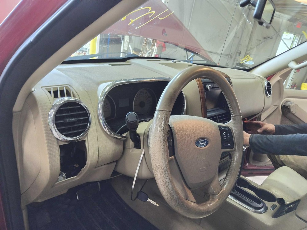 Used Battery Tray fits: 2010 Ford Explorer Grade A