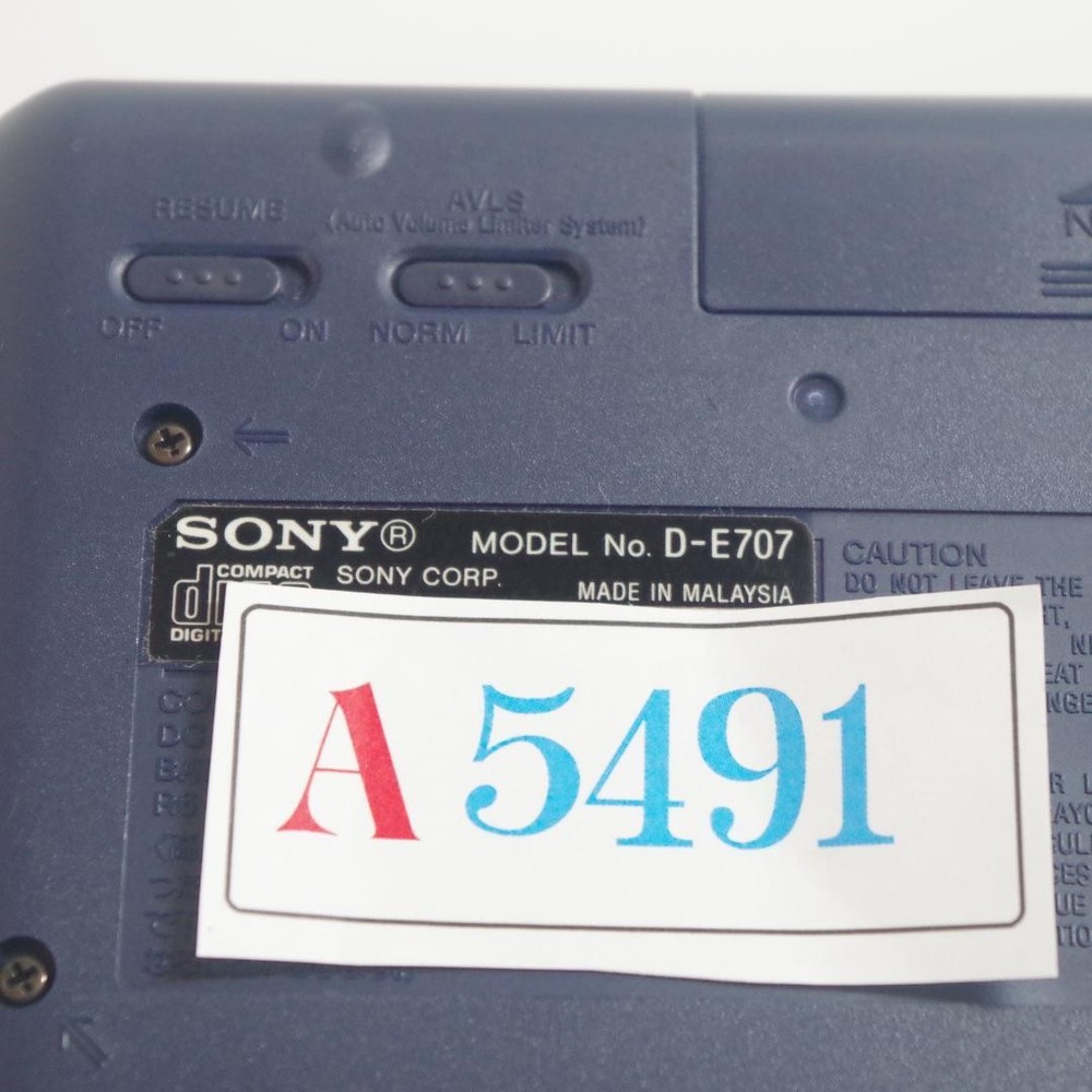 SONY D E707 Portable CD Player Ready to Use Fully Functional Great Excellent