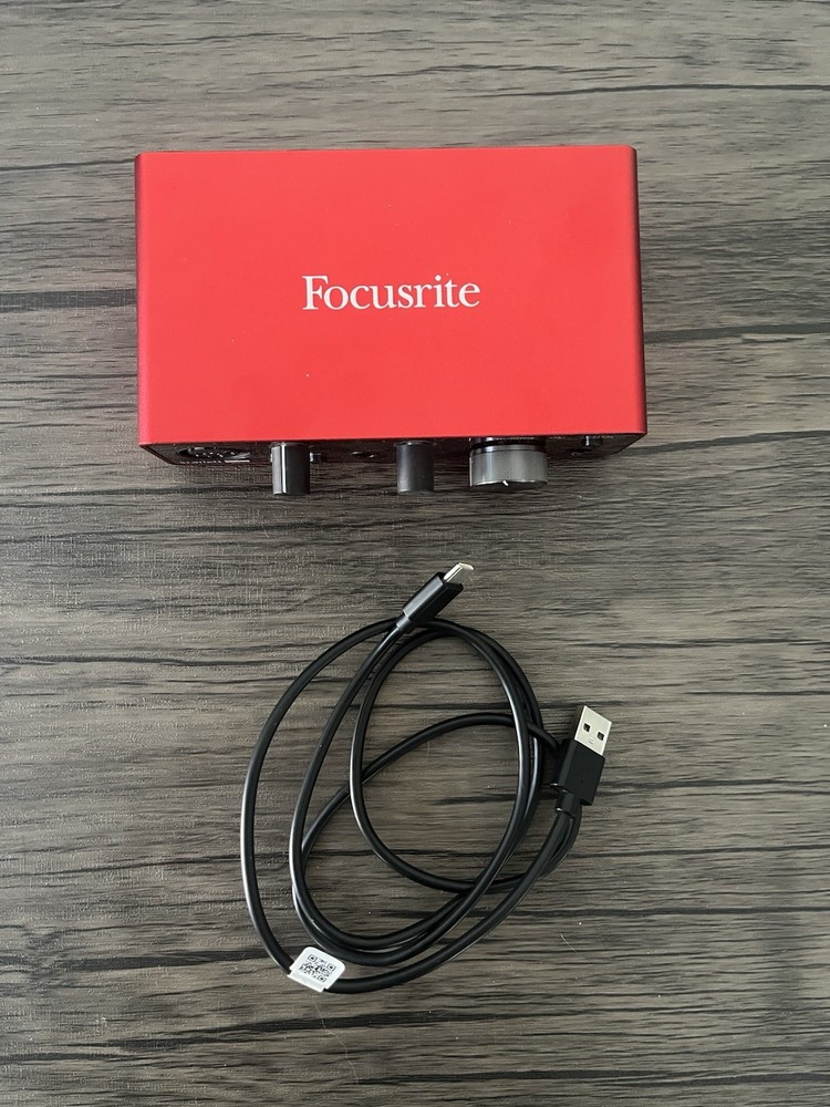 Focusrite Scarlett Solo 3rd Gen USB Audio Interface - Red (Excellent Condition)