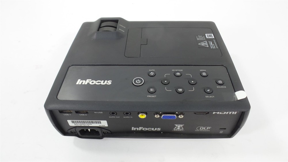 InFocus IN1116 DLP Projector with Accessories - Lamp Timer : 10 Hours