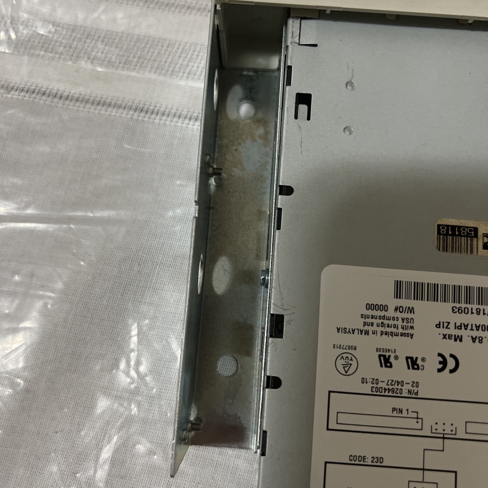 IOMEGA 100MB Zip Drive Internal Z100ATAPI IDE