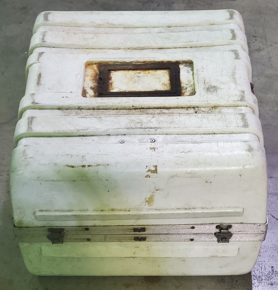 Rugged Storage Shipping Hardshell Plastic Carrying Case Container, 23"x 21"x 16"